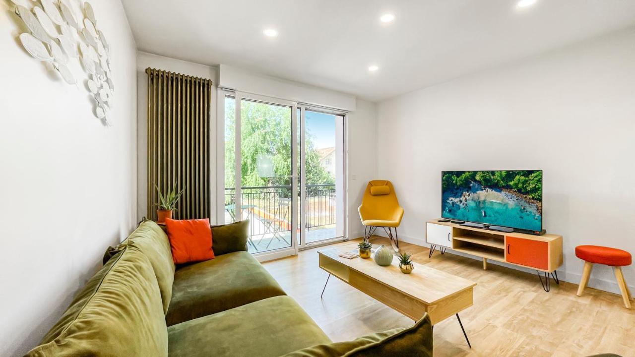 Appartement Homey Boa -hyper-centre- En Face De La Gare -balcon Prive Annecy